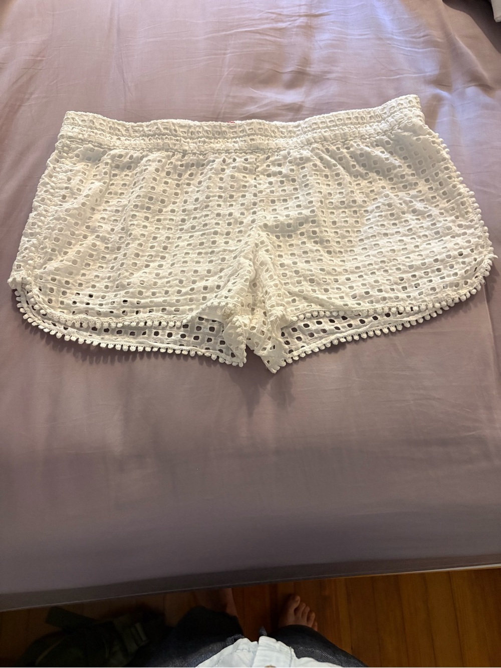 Lilly Pulitzer + Target Eyelet Pom Pom Trim Shorts White XL